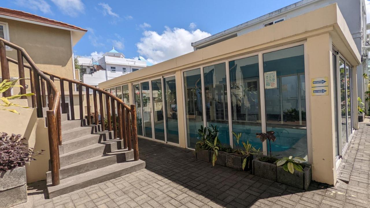 Hotel Sacha 1 Mahébourg Exterior foto